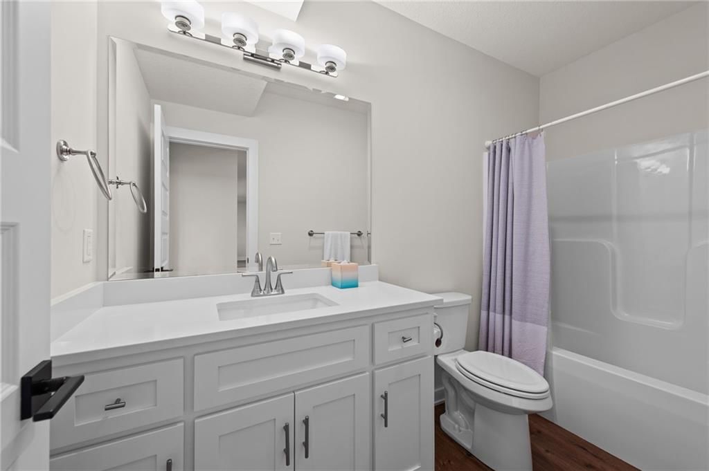 7119 Gillette Street — photo 45
