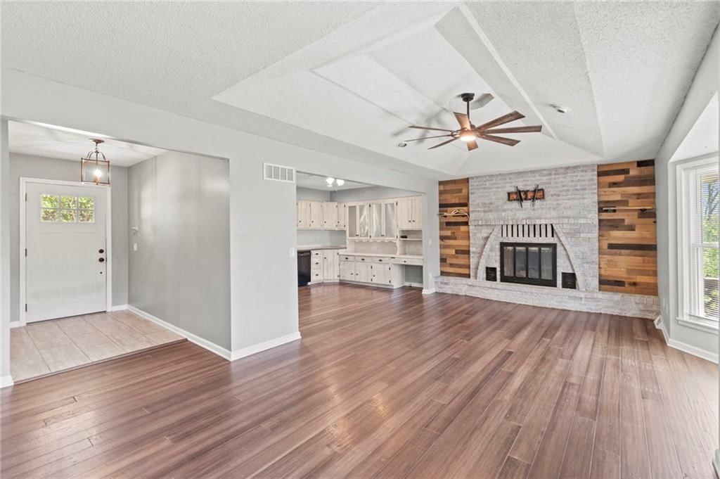 5977 SE 208th Street — photo 5