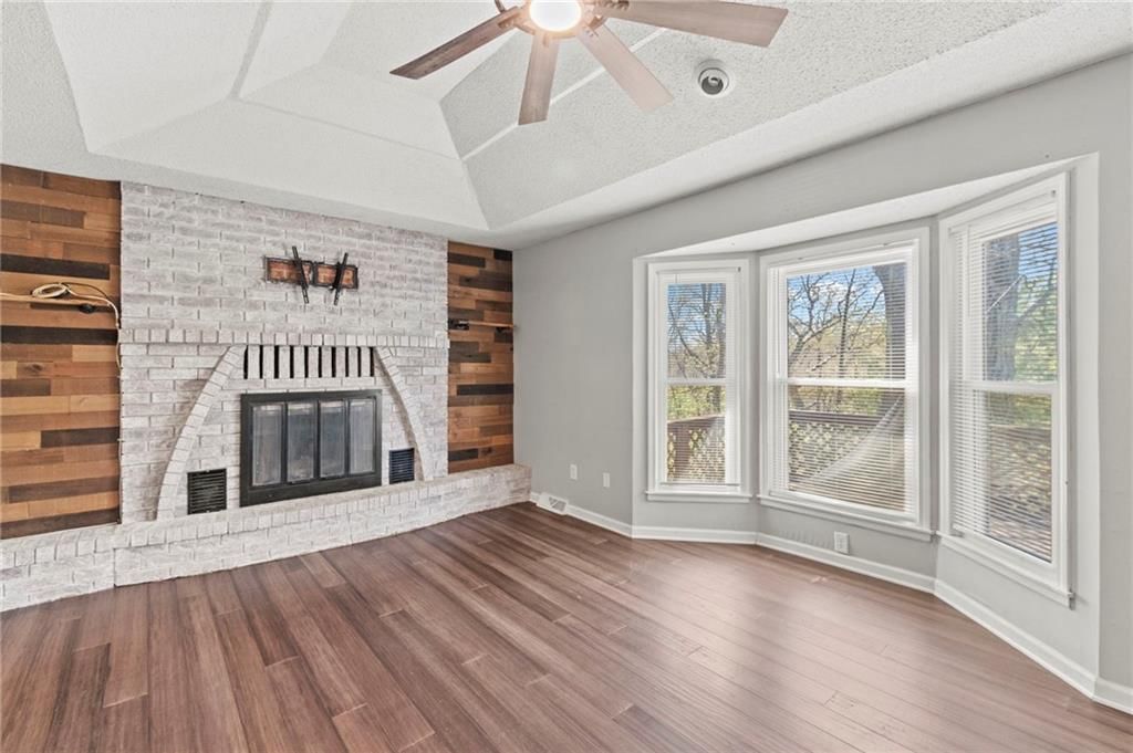 5977 SE 208th Street — photo 7