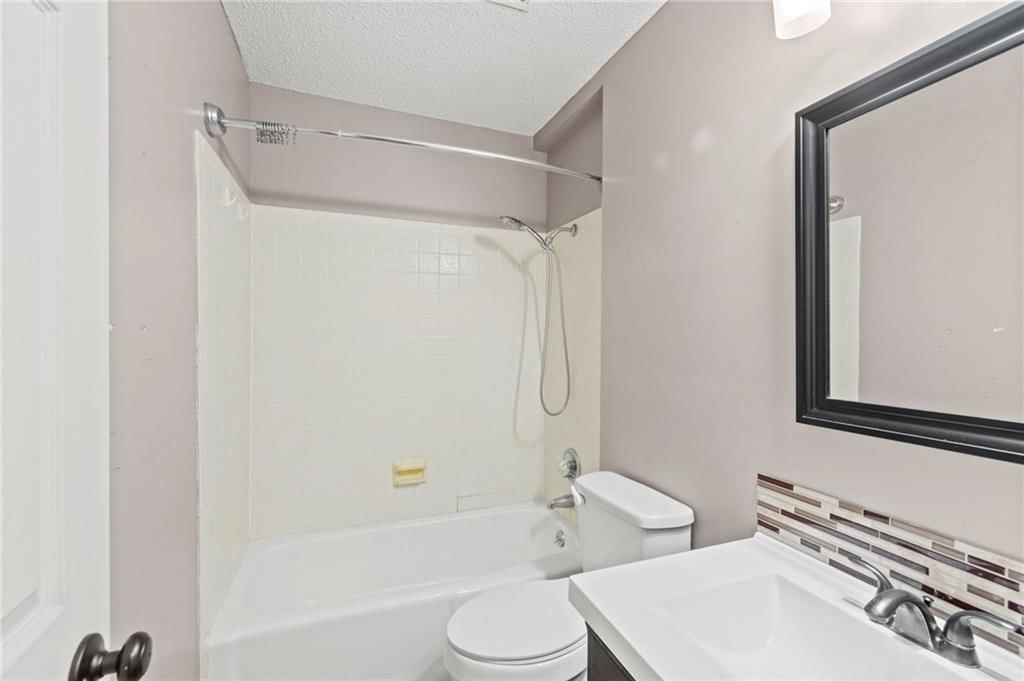 5977 SE 208th Street — photo 14
