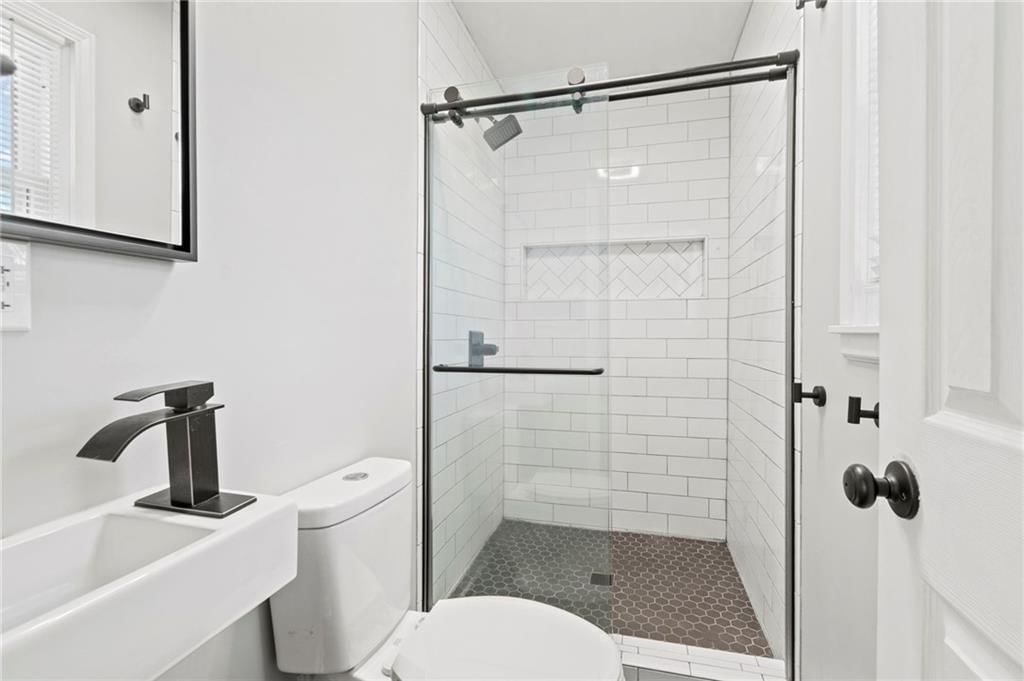 5977 SE 208th Street — photo 22