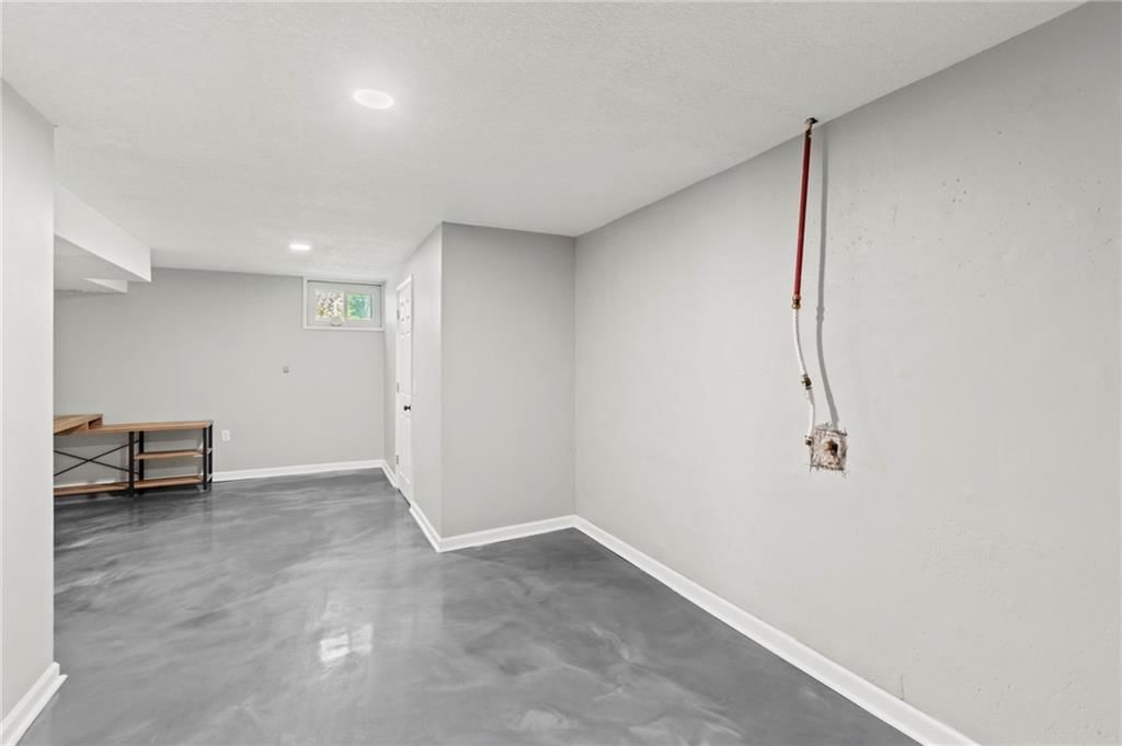 5977 SE 208th Street — photo 28