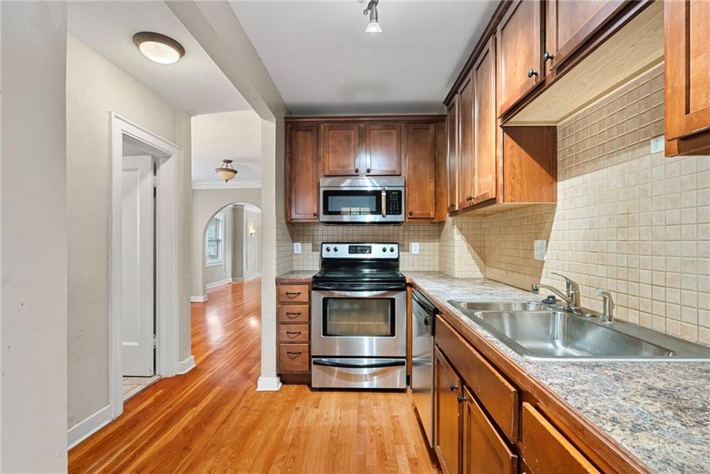 4508 Broadway Street — photo 16