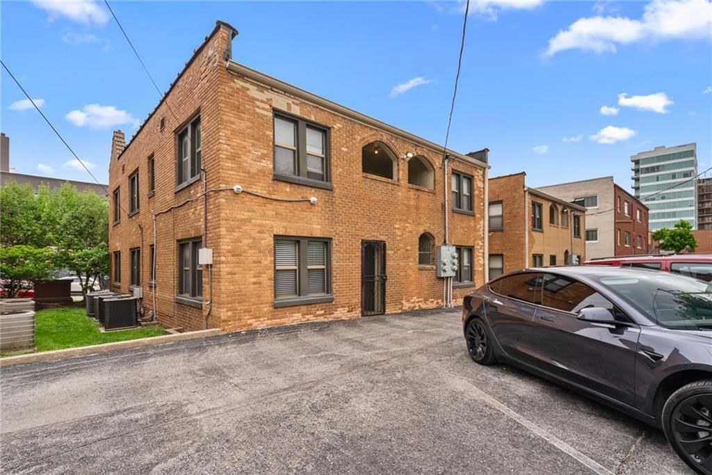 4508 Broadway Street — photo 22
