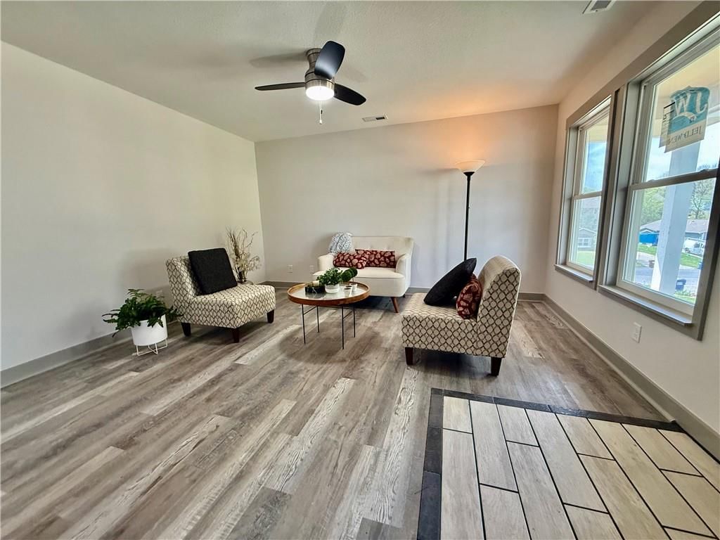 1622 Lindenwood Lane — photo 5