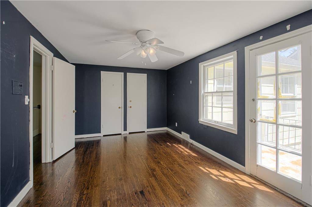 1215 W 69th Street — photo 27