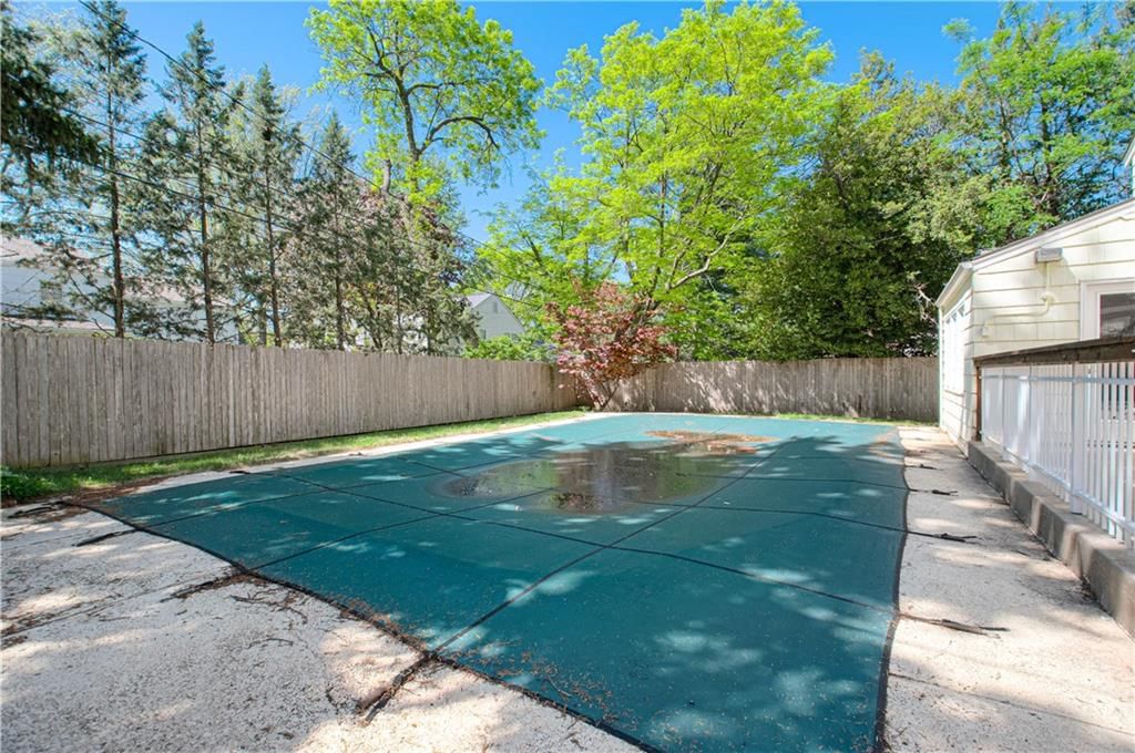 1215 W 69th Street — photo 41