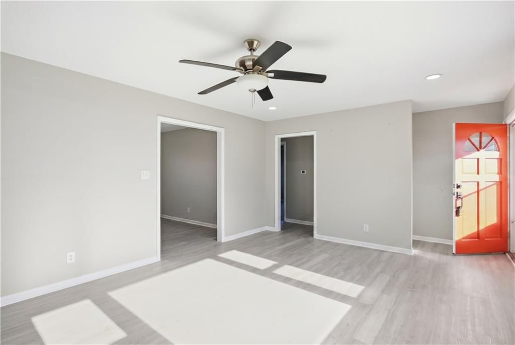 2415 N 45th Street — photo 3