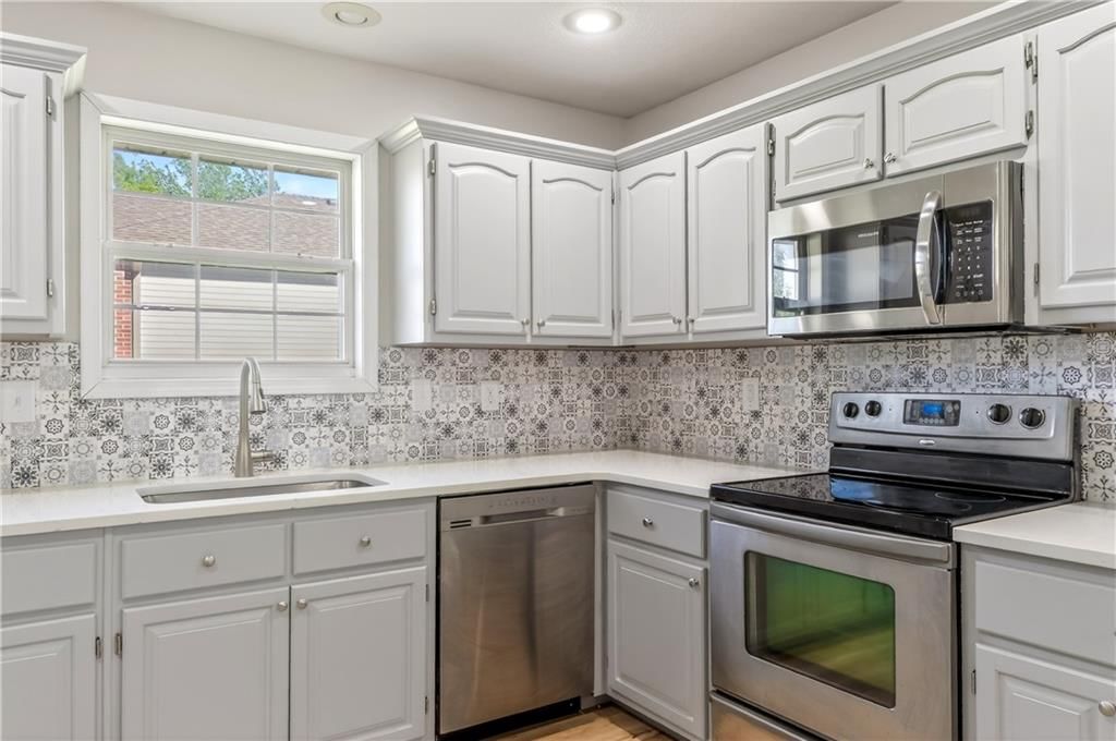 103 Somerset Drive — photo 12