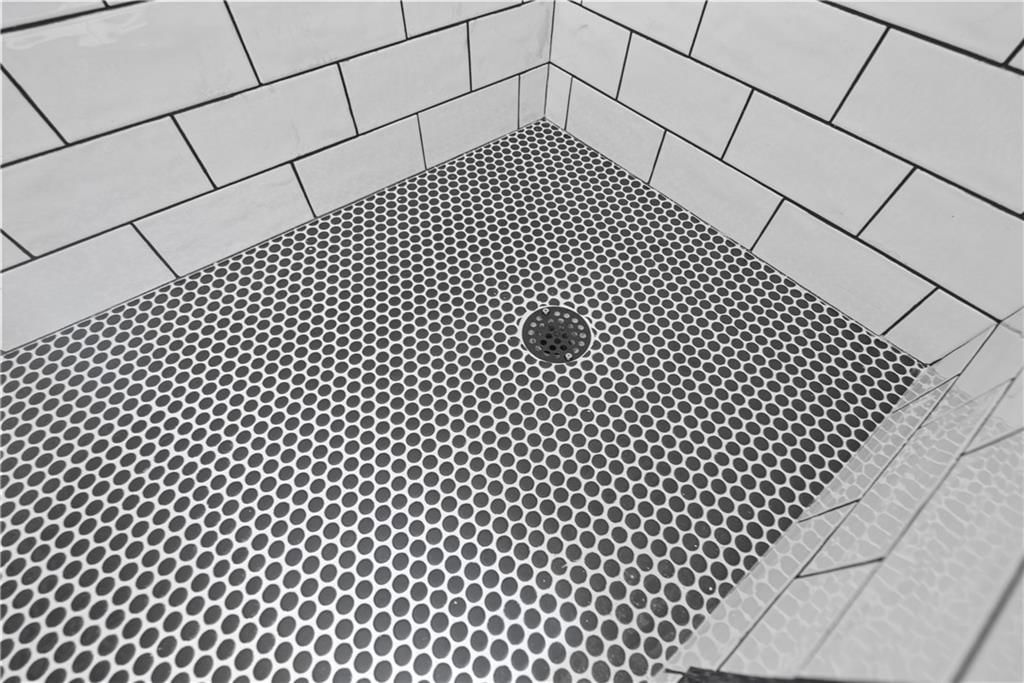 1120 30th Drive — photo 51