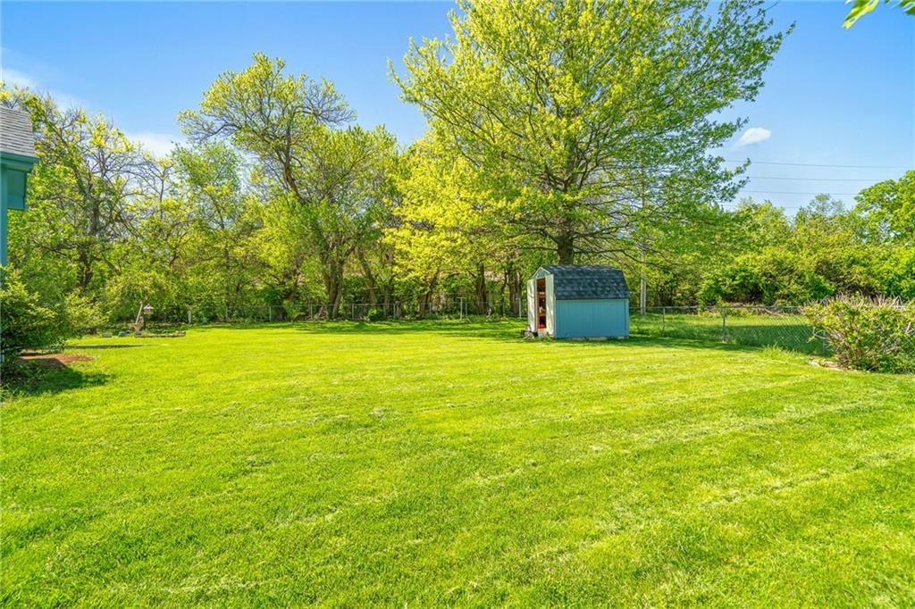 802 Courtland Court — photo 29