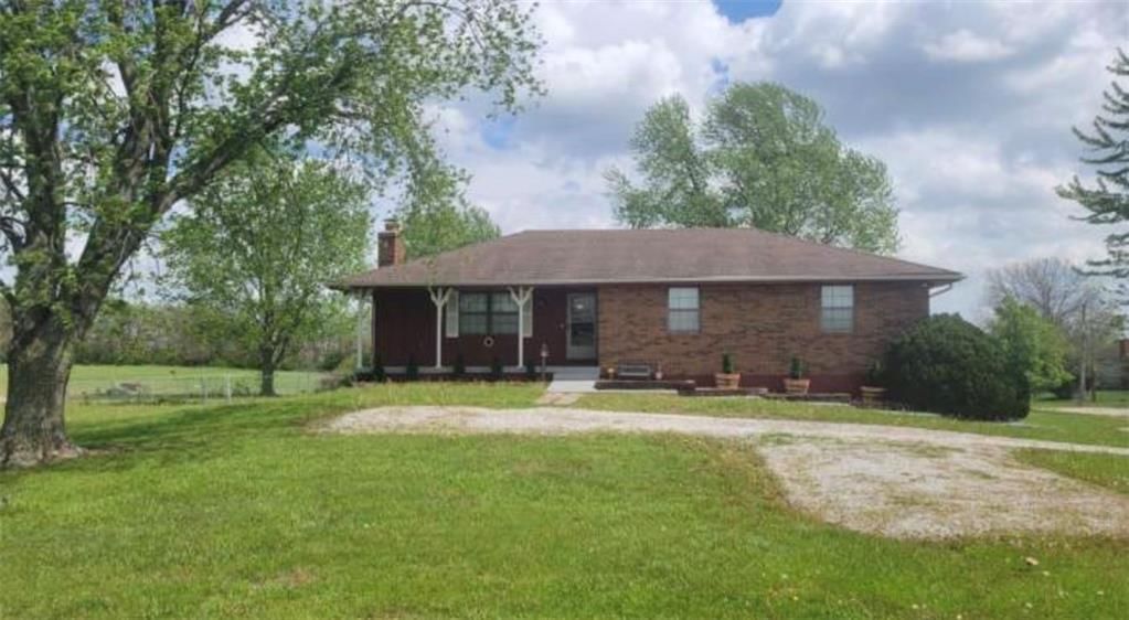 19615 S Cable Road, Belton, MO