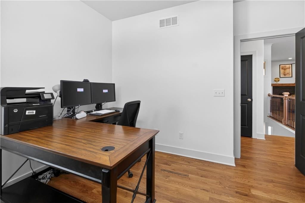 8808 N Clarion Avenue — photo 24