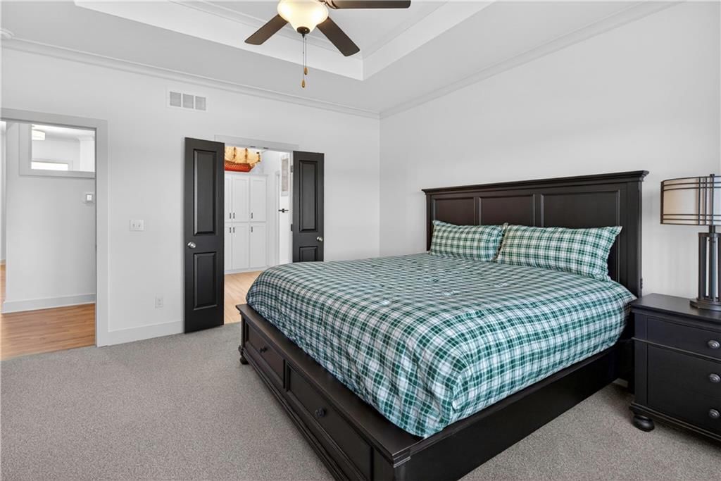 8808 N Clarion Avenue — photo 26
