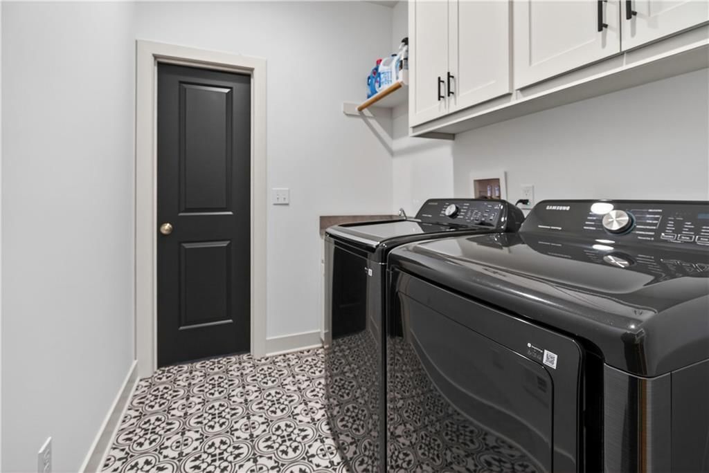 8808 N Clarion Avenue — photo 35