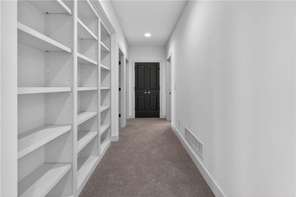 8808 N Clarion Avenue — photo 43