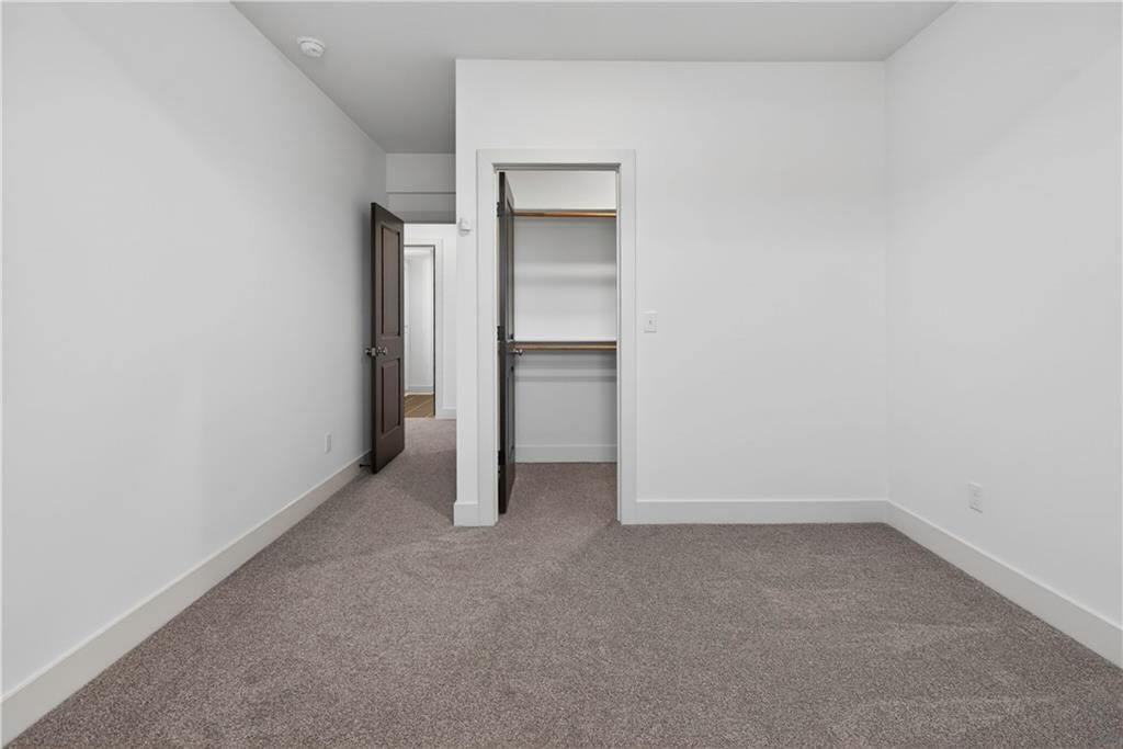8808 N Clarion Avenue — photo 45