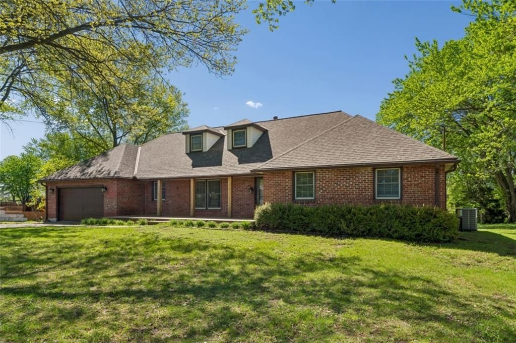 18611 E Salisbury Road — photo 5