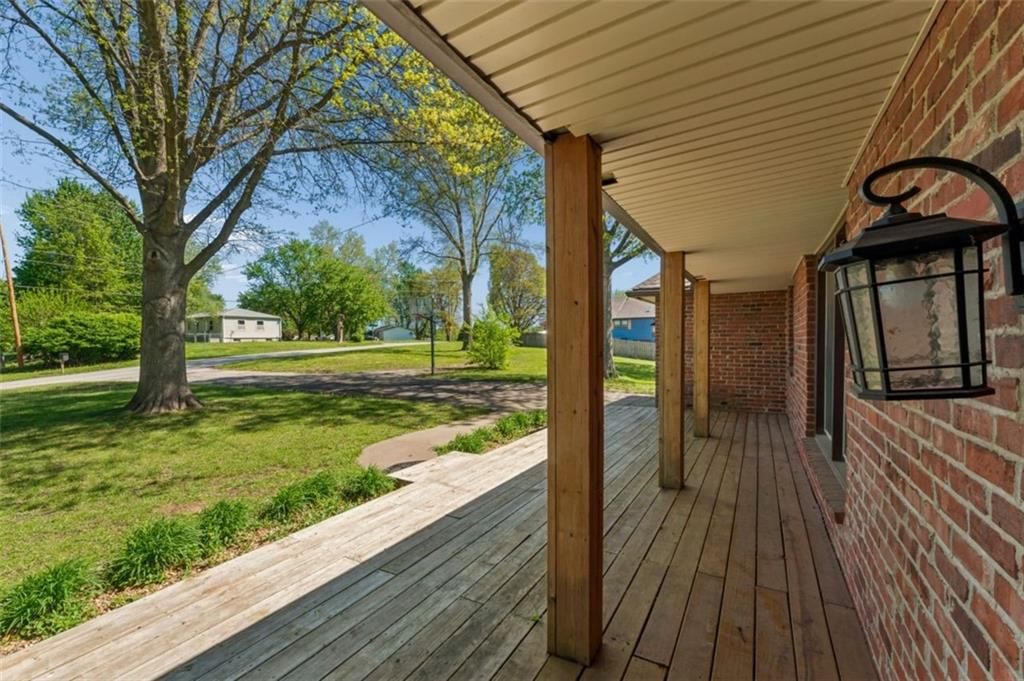 18611 E Salisbury Road — photo 7