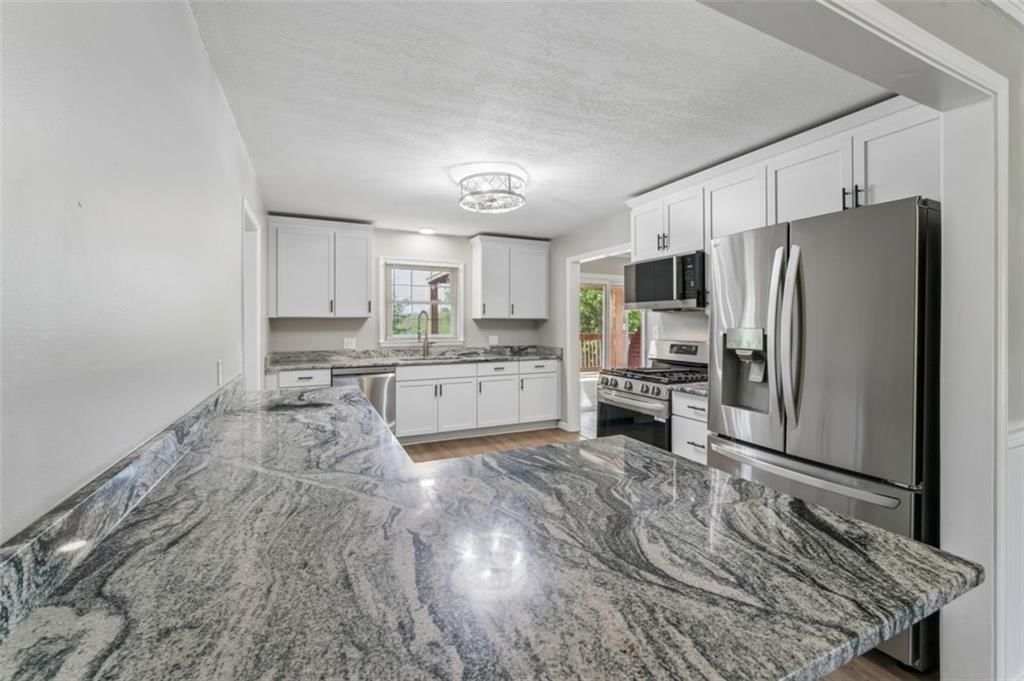 18611 E Salisbury Road — photo 15