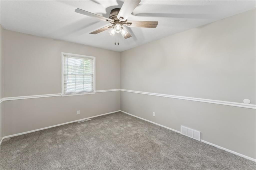 18611 E Salisbury Road — photo 35