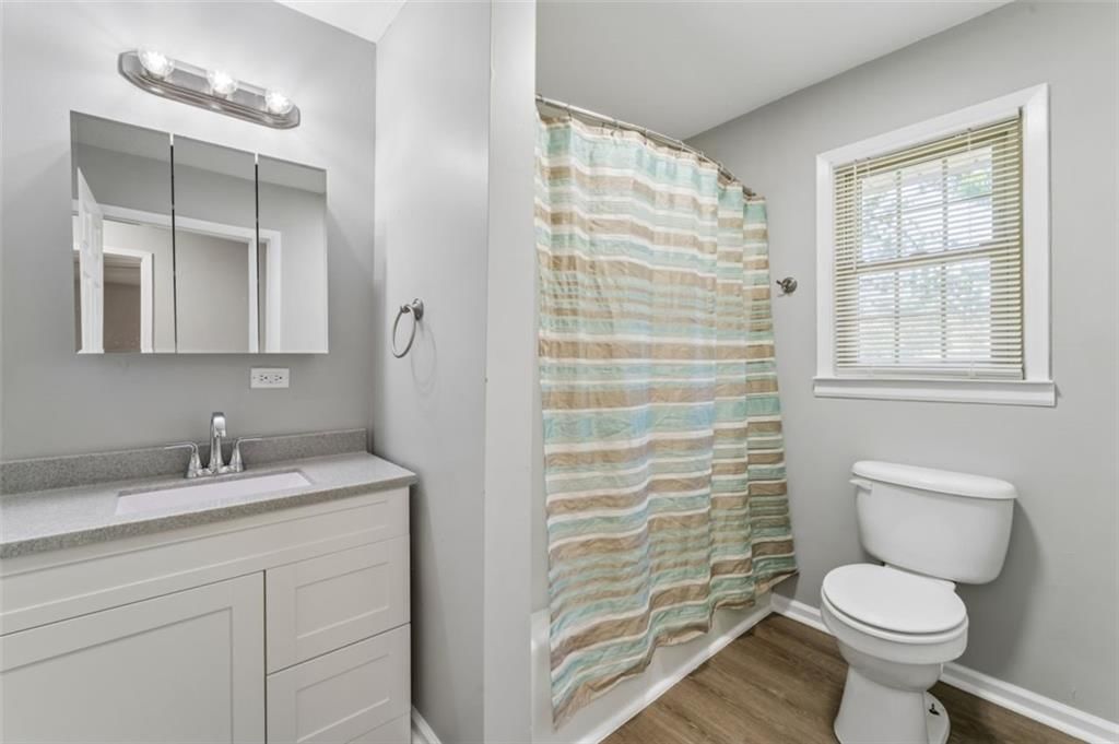 18611 E Salisbury Road — photo 37