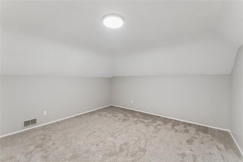 18611 E Salisbury Road — photo 45