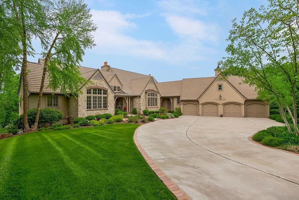 10462 S Oakcrest Lane — photo 3