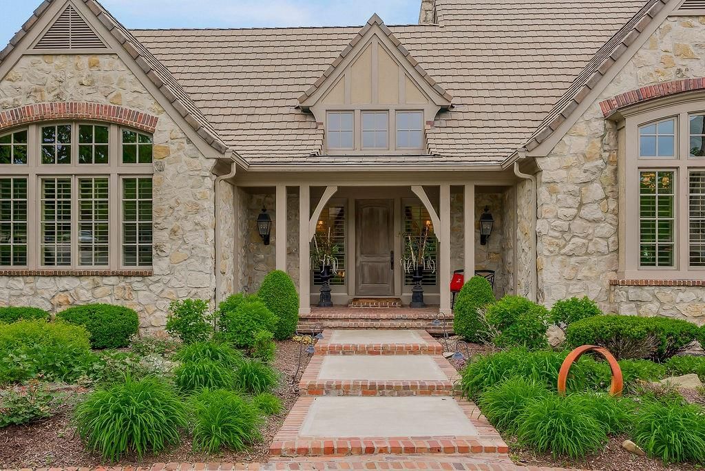 10462 S Oakcrest Lane — photo 4