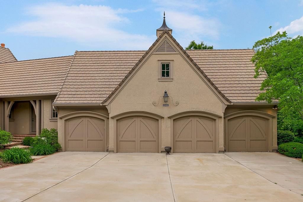 10462 S Oakcrest Lane — photo 5