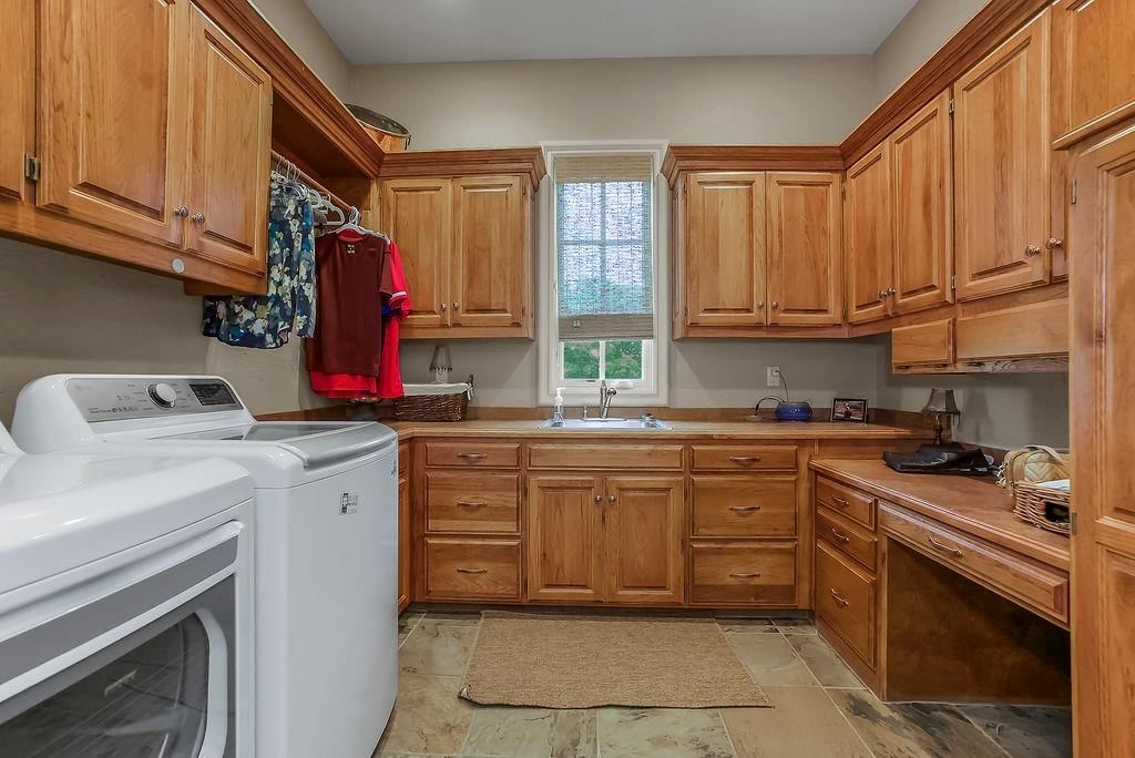 10462 S Oakcrest Lane — photo 33