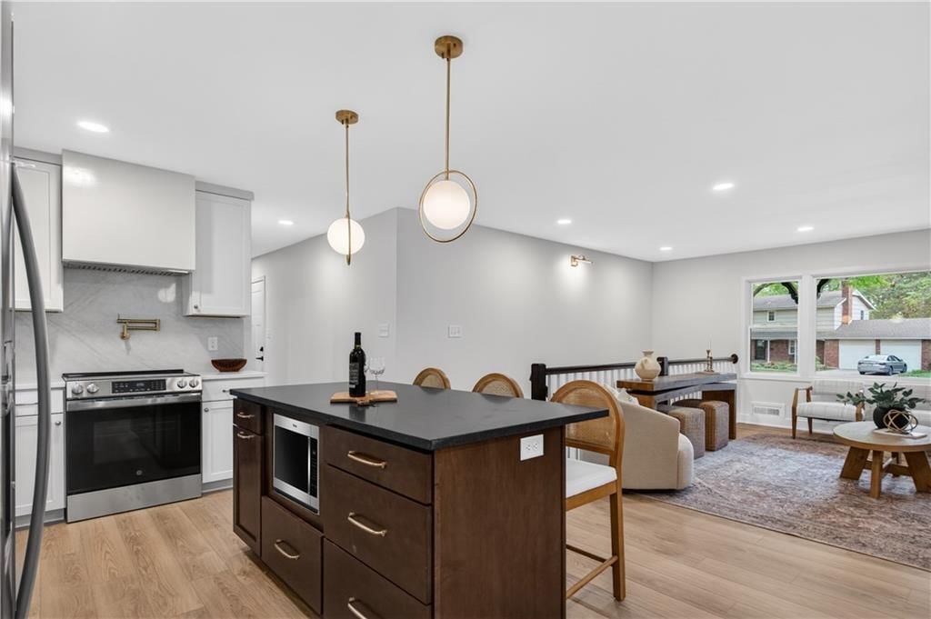 9112 Reeds Drive — photo 12