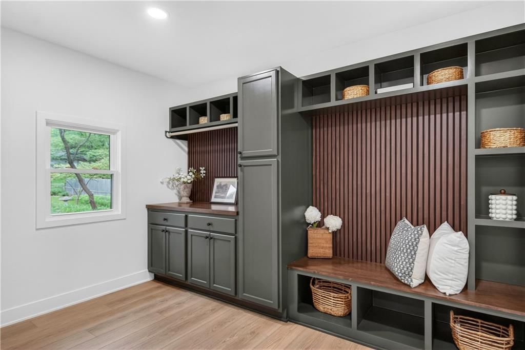 9112 Reeds Drive — photo 14