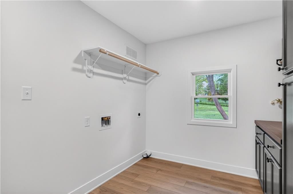 9112 Reeds Drive — photo 15