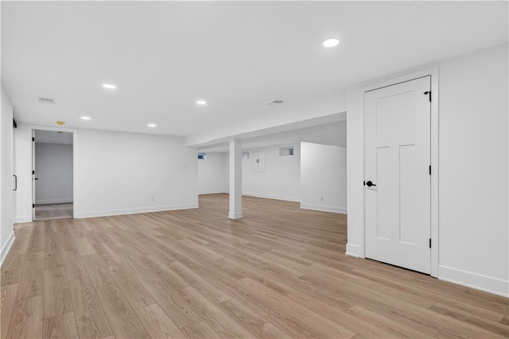 9112 Reeds Drive — photo 26