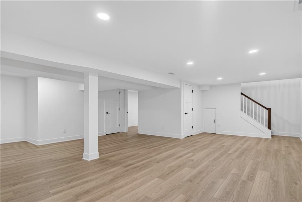 9112 Reeds Drive — photo 27