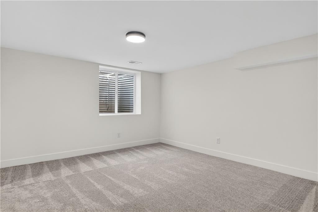 9112 Reeds Drive — photo 29