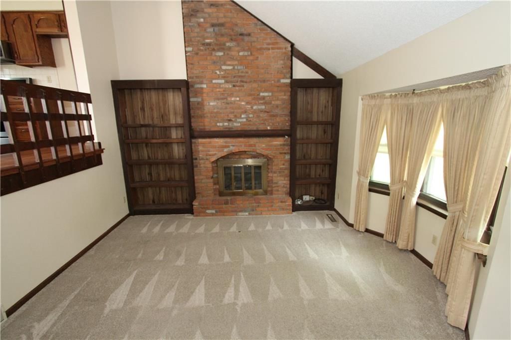 720 S Sheridan Road — photo 5