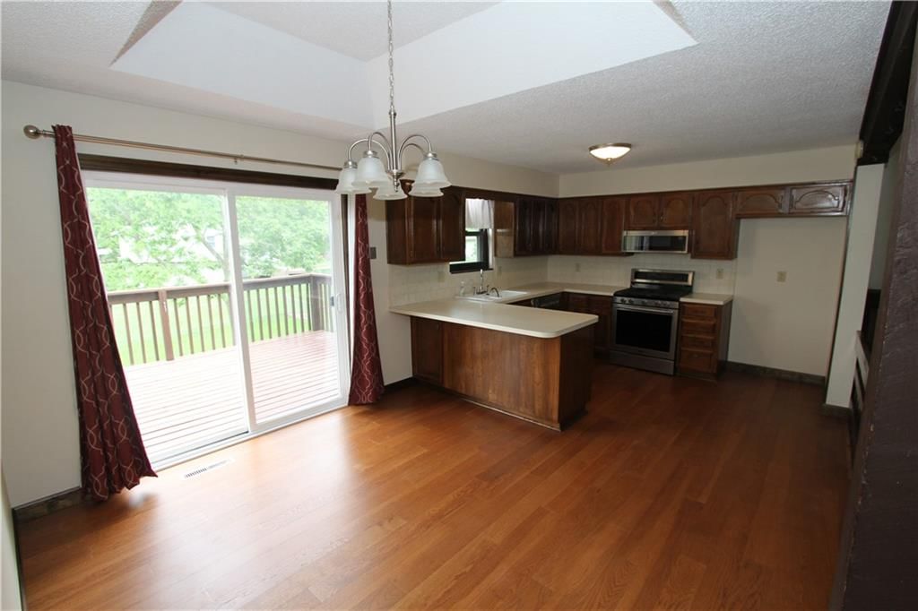720 S Sheridan Road — photo 10