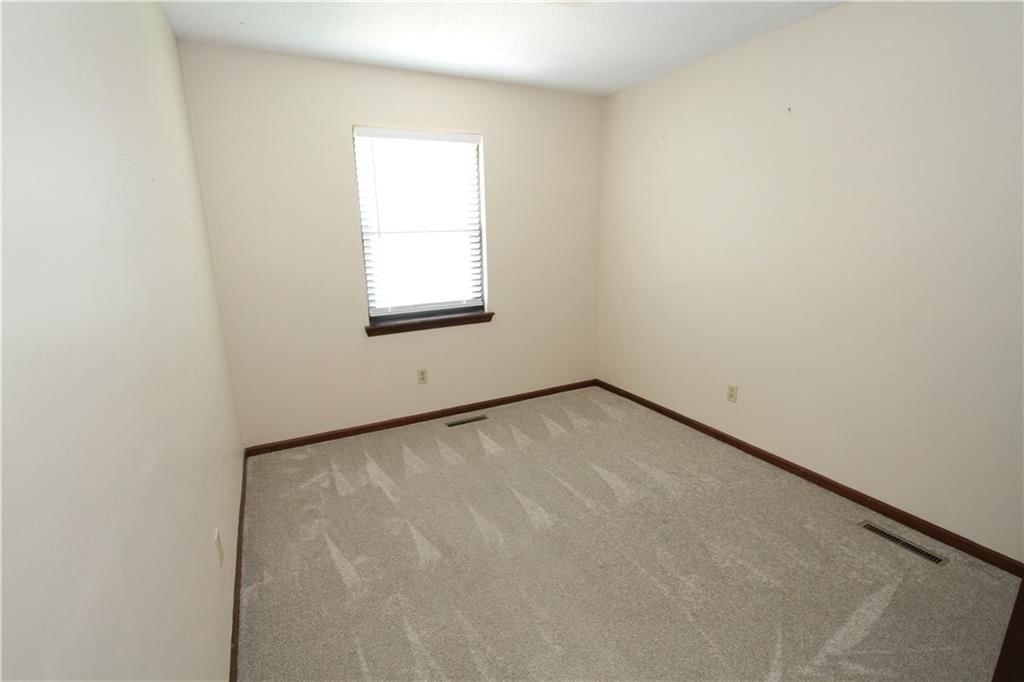720 S Sheridan Road — photo 21