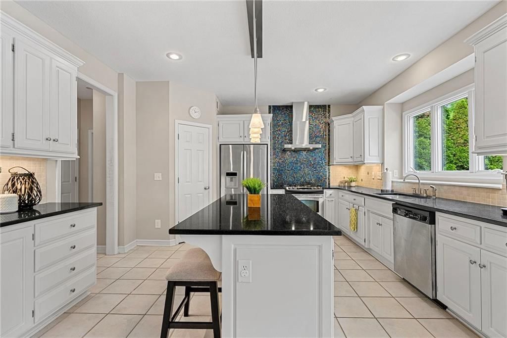 9308 W 150th Terrace — photo 13