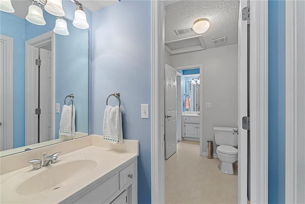 9308 W 150th Terrace — photo 33