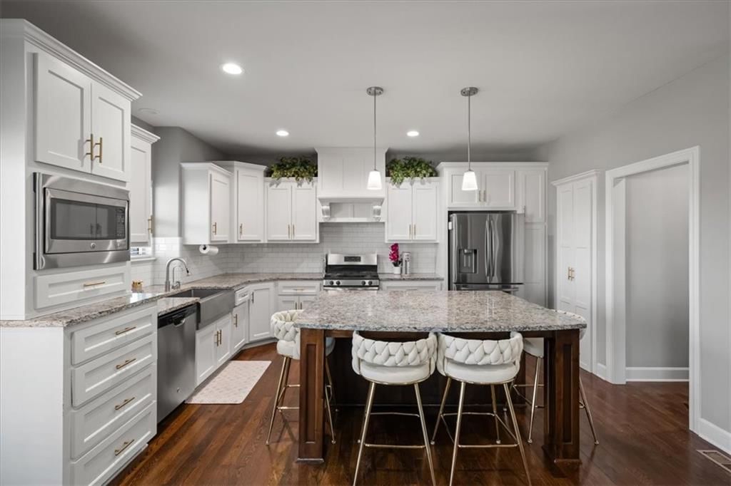 9419 N Bell Street — photo 12