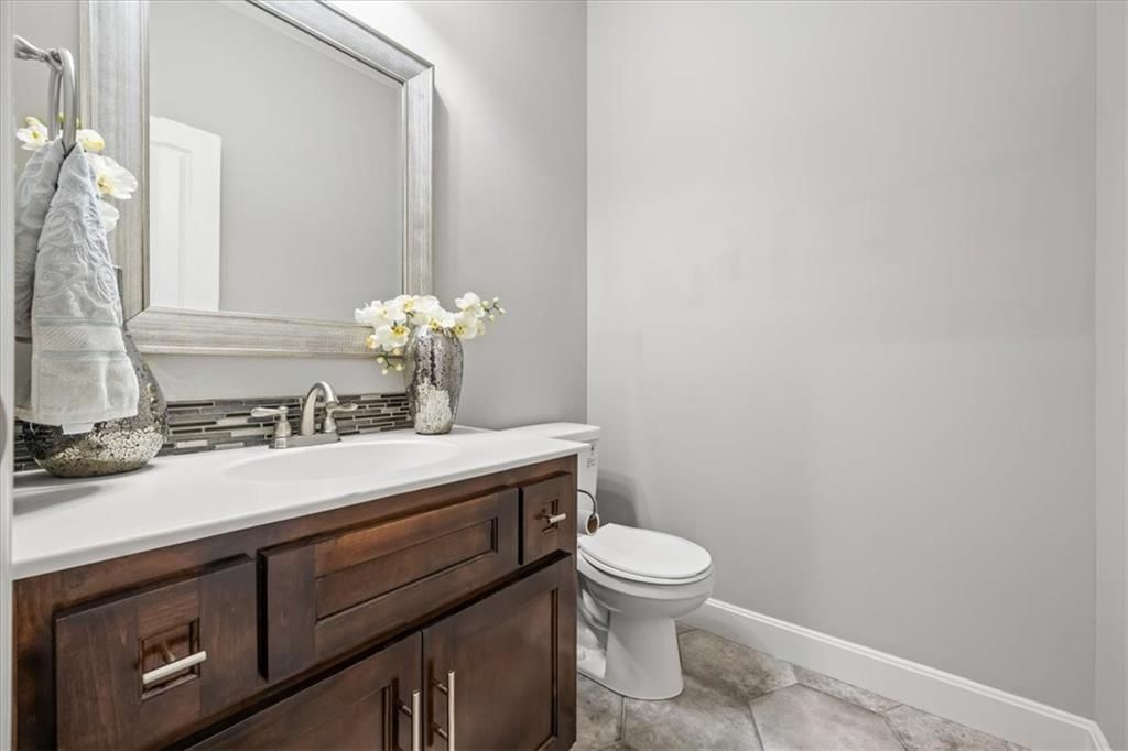 9419 N Bell Street — photo 18