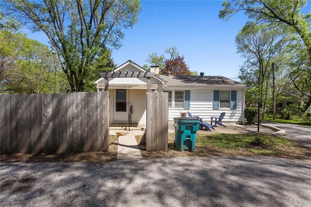 5404 Quivira Road — photo 23
