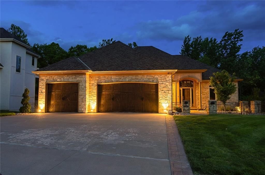 4530 Verona Drive — photo 4