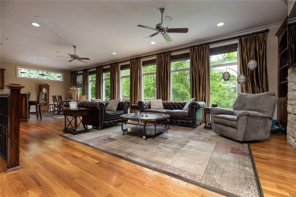4530 Verona Drive — photo 7