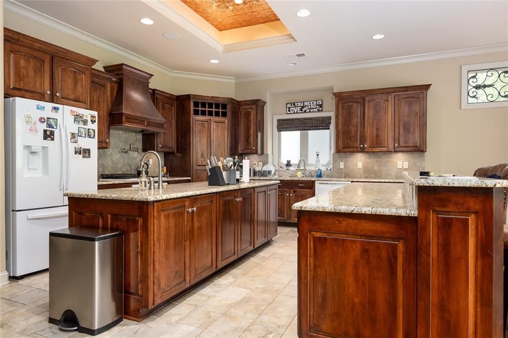 4530 Verona Drive — photo 9