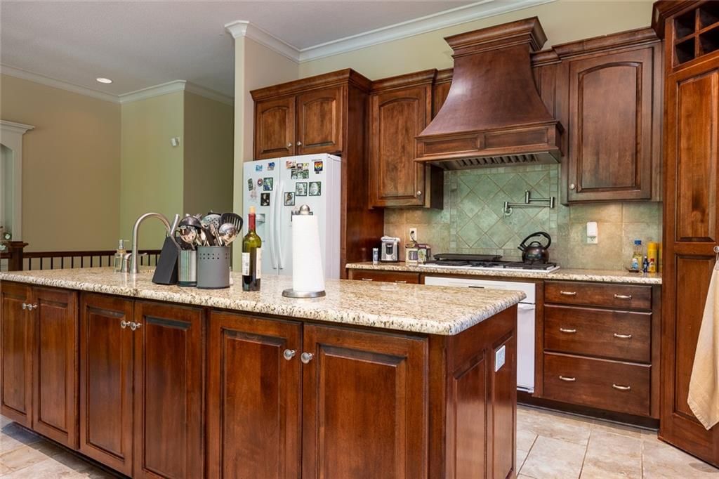 4530 Verona Drive — photo 12