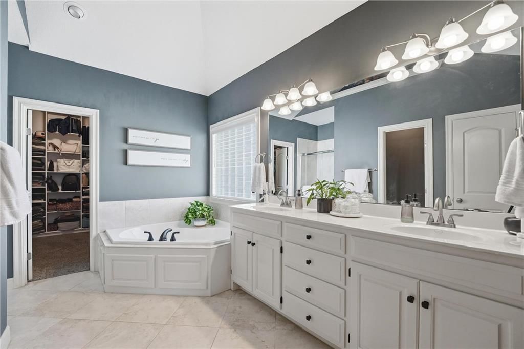2207 Prairie Creek Drive — photo 23